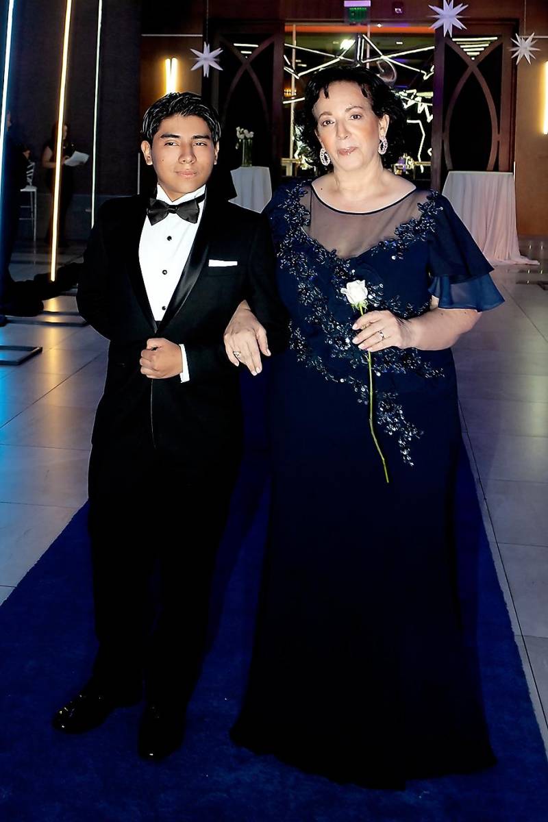 José Adán Ordoñez y Liz Handal