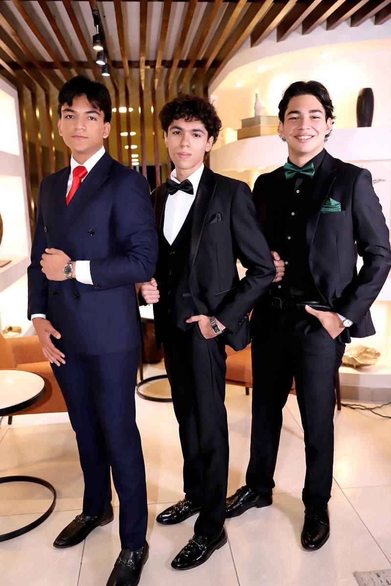 Mario Ávila, David Durón y Diego Marini.