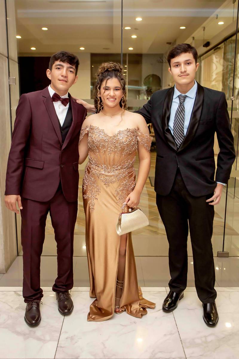 Mervin Manzanares, Emily Mejía y Oscar Aceituno. 