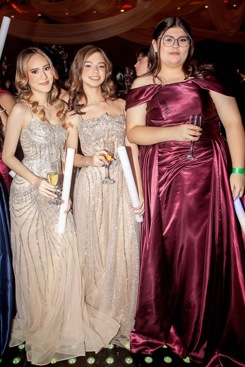 Giuliana Noriega, Sofia López e Isabella Soler. 