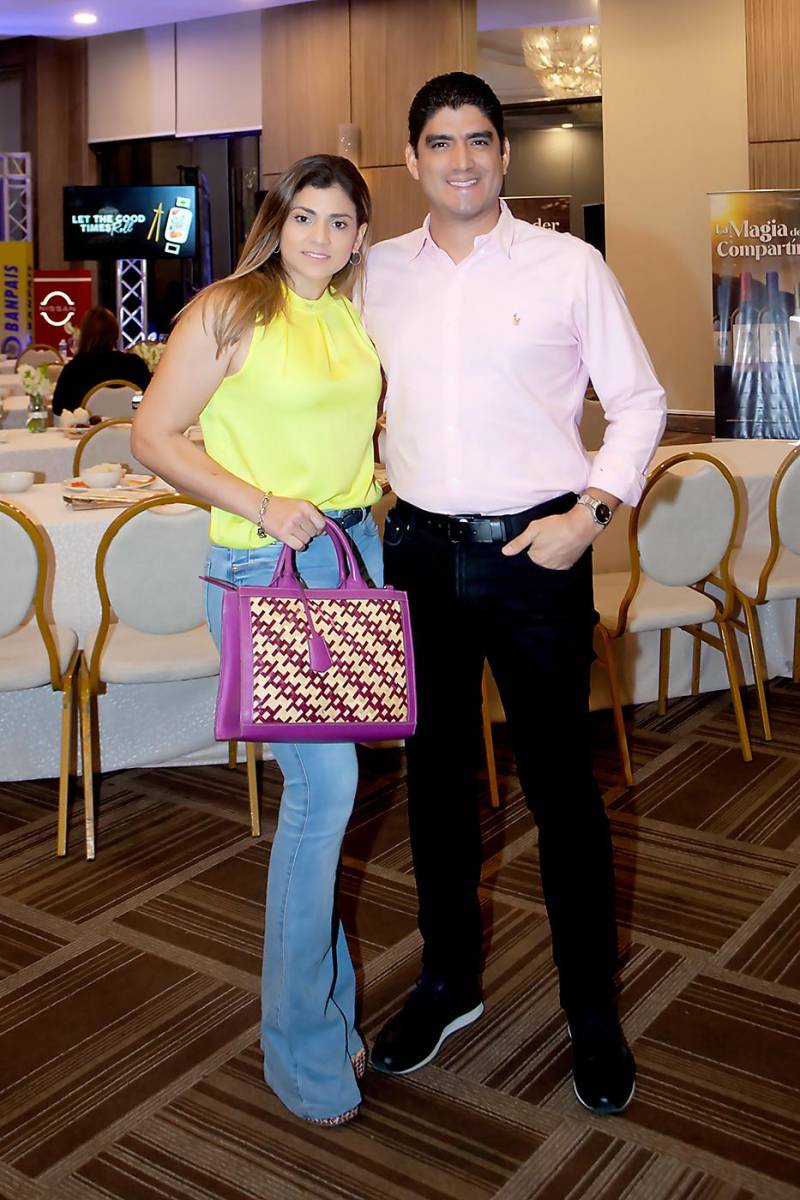 Sherly y Esteban Martínez