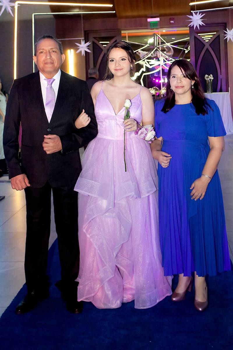 Oscar Manzanares, Ana del Carmen Manzanares y Ana Raquel Suazo