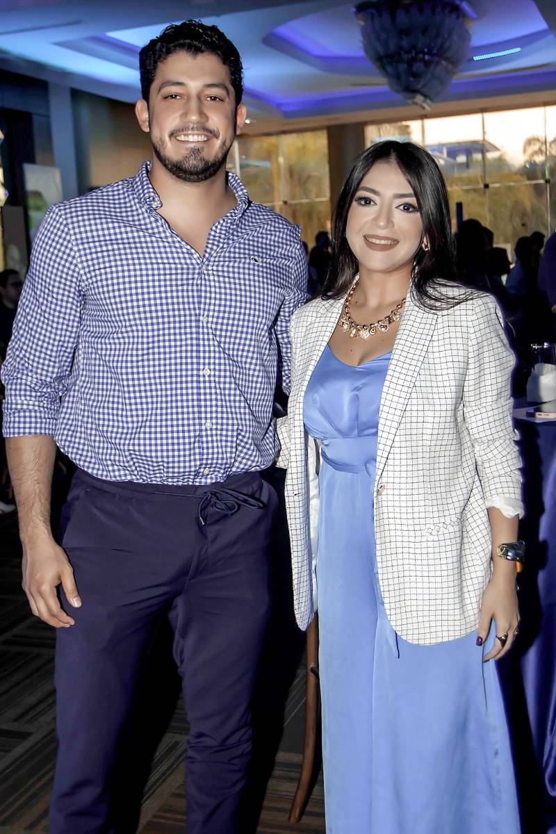 Asi fue el lanzamiento de Cinta Azul un nuevo producto premium