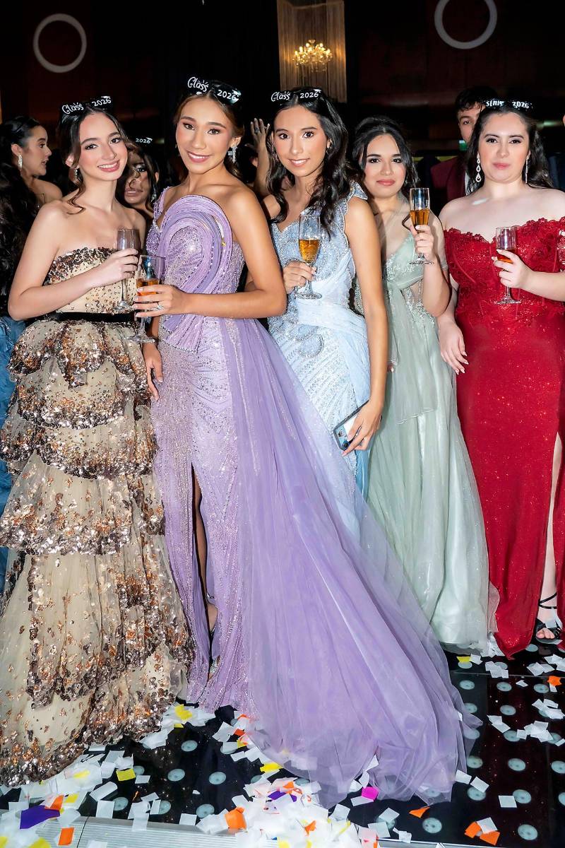Luciana Melara, Valeria Gámez, Ivana Castillo, Valería Fernández y Lourdes Gutiérrez.
