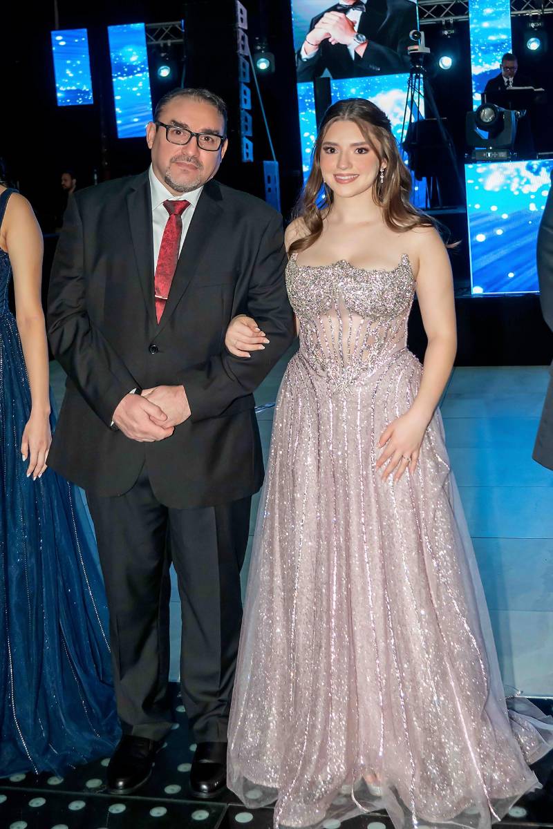 Desfile padres e hijos de la prom 2026 de la Escuela Santa María del Valle