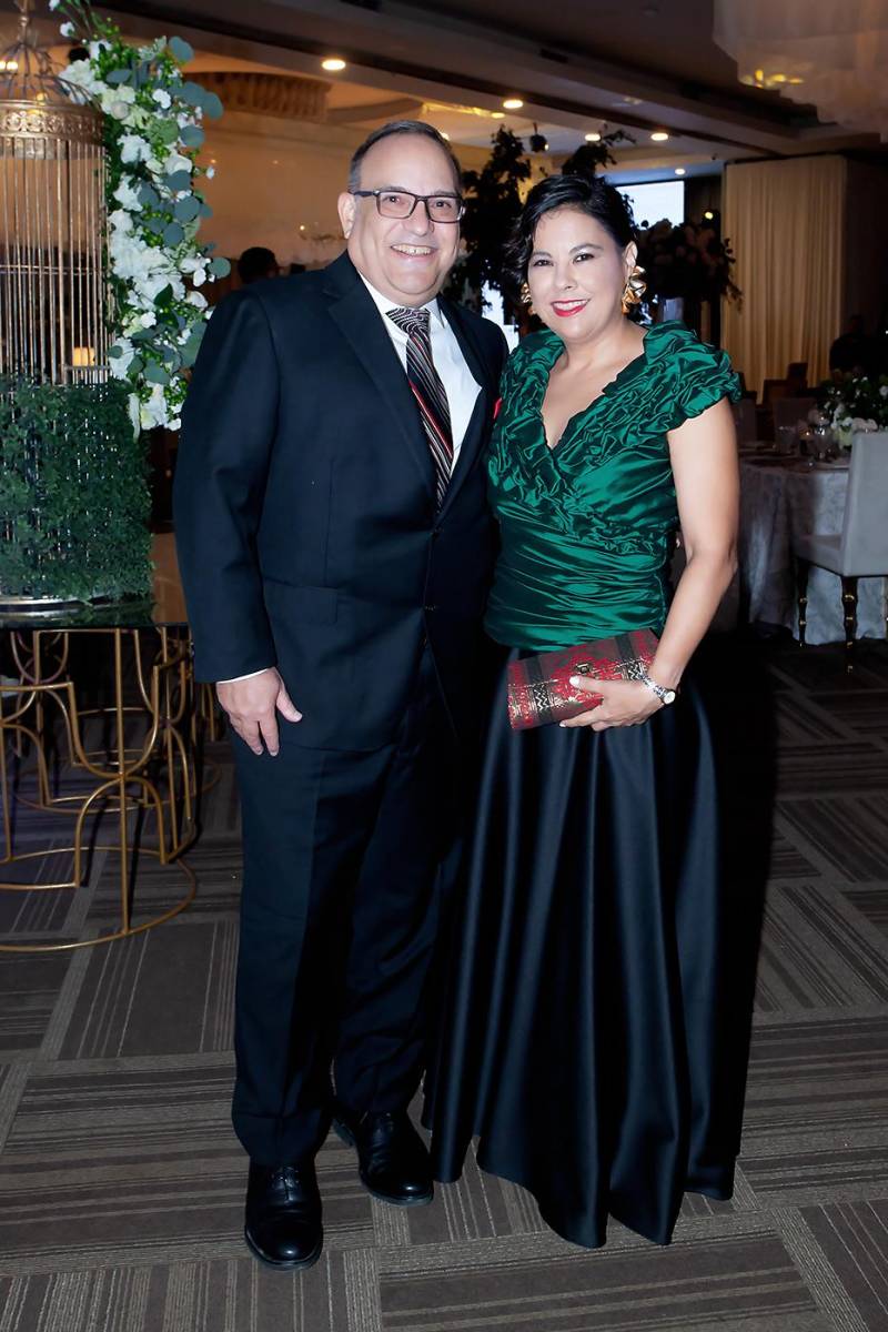 José Enrique Prieto y Erika de Prieto.