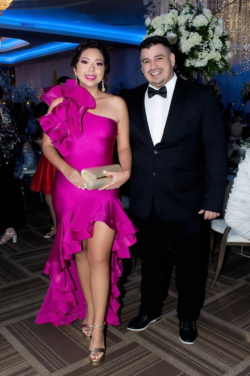 Daniela Ortiz y Carlos Flores