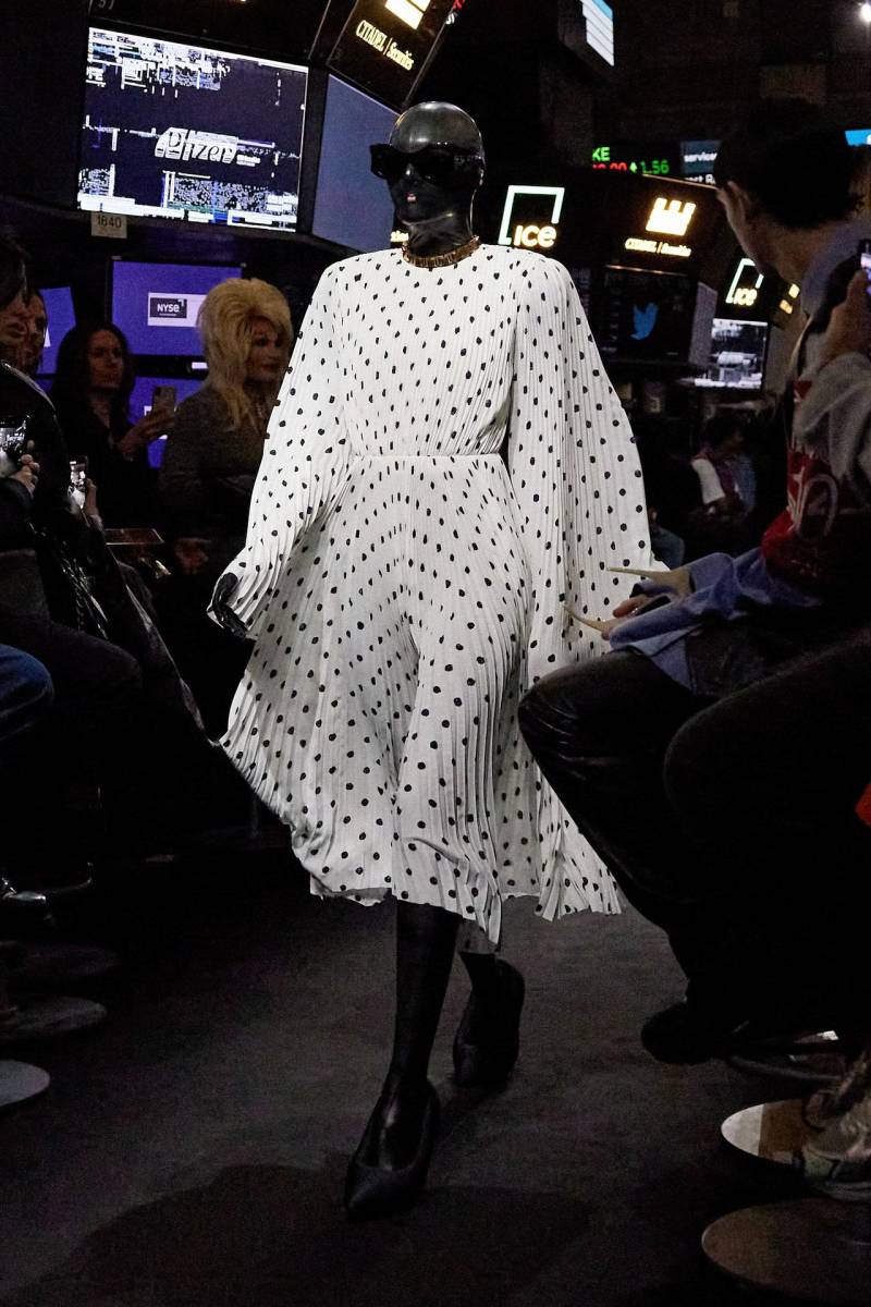 Balenciaga presenta desfile crucero 2023