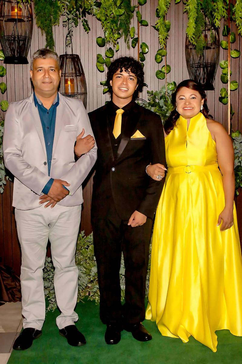 Desfile de padres e hijos de la prom 2026 de Kiddy Kat Bilingual School &amp; Morazzanni Institute