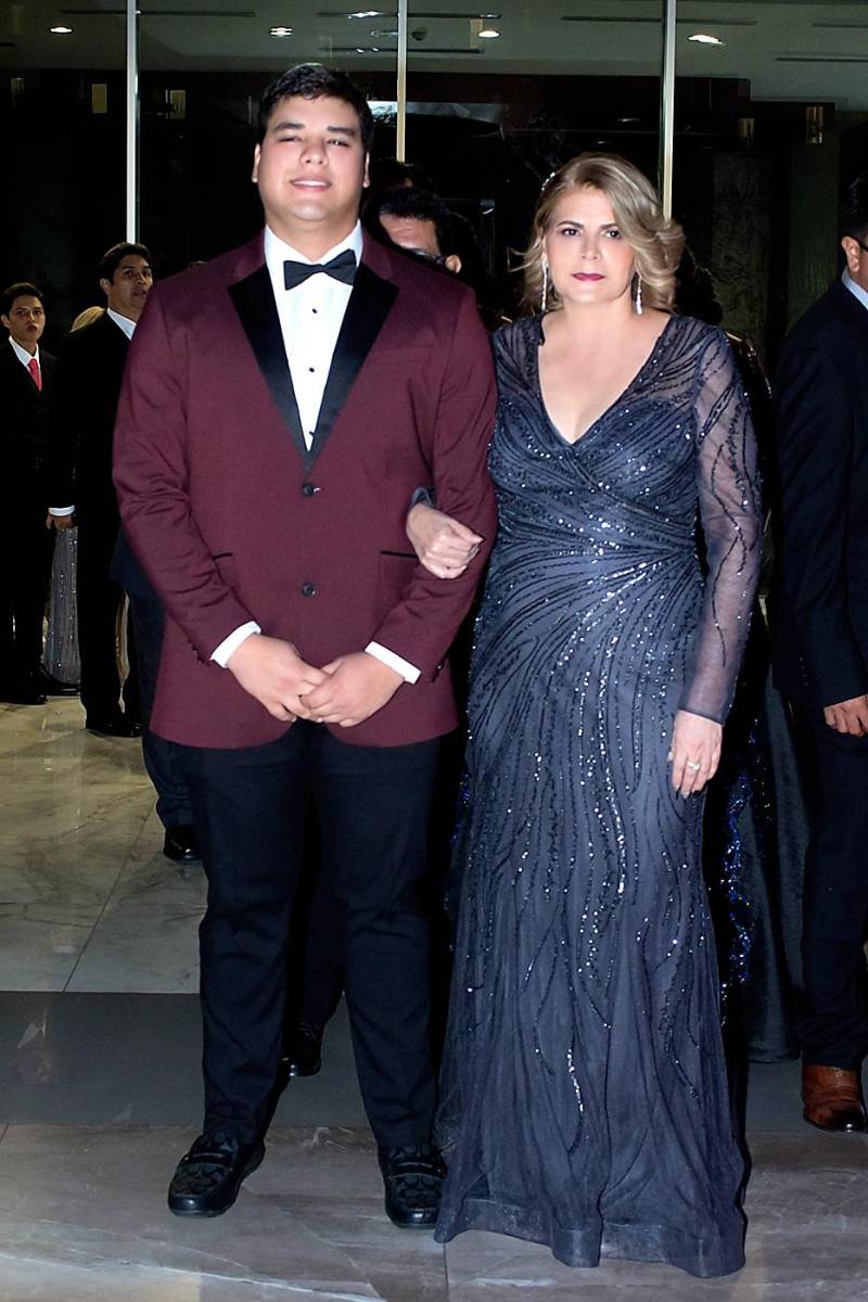Alex Euceda y Angela Mancia.