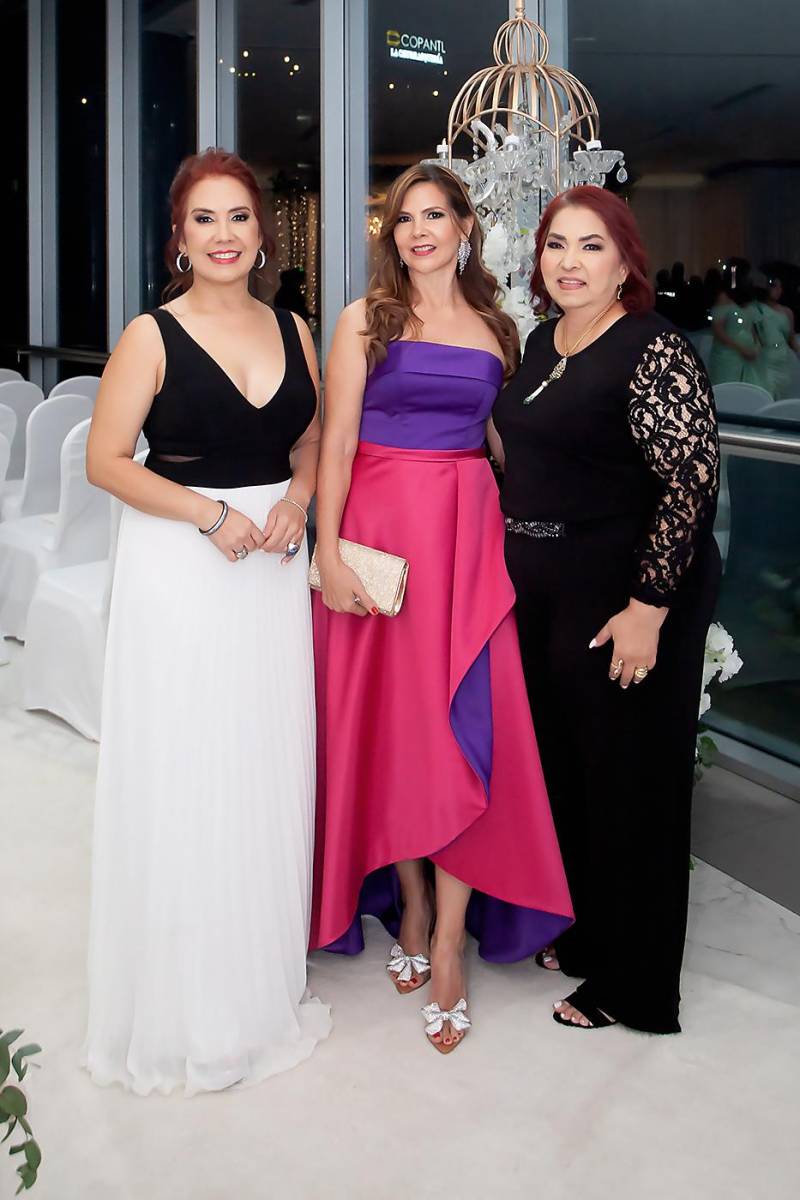 Karla Pantoja, Viena Baide y Claudia Kawas.