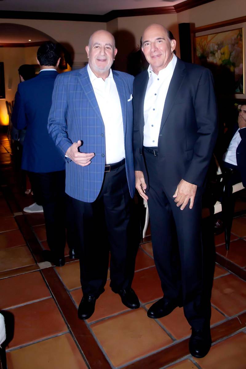 Boda civil de Carlos Simán y Marcela Andonie