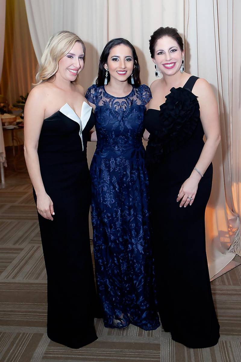 Mónica Castro, Claudia Susana Babun y Lizeth Duckworth.