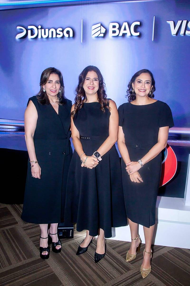 Leyla Faraj, Melissa Stefan y Valeria Ríos.