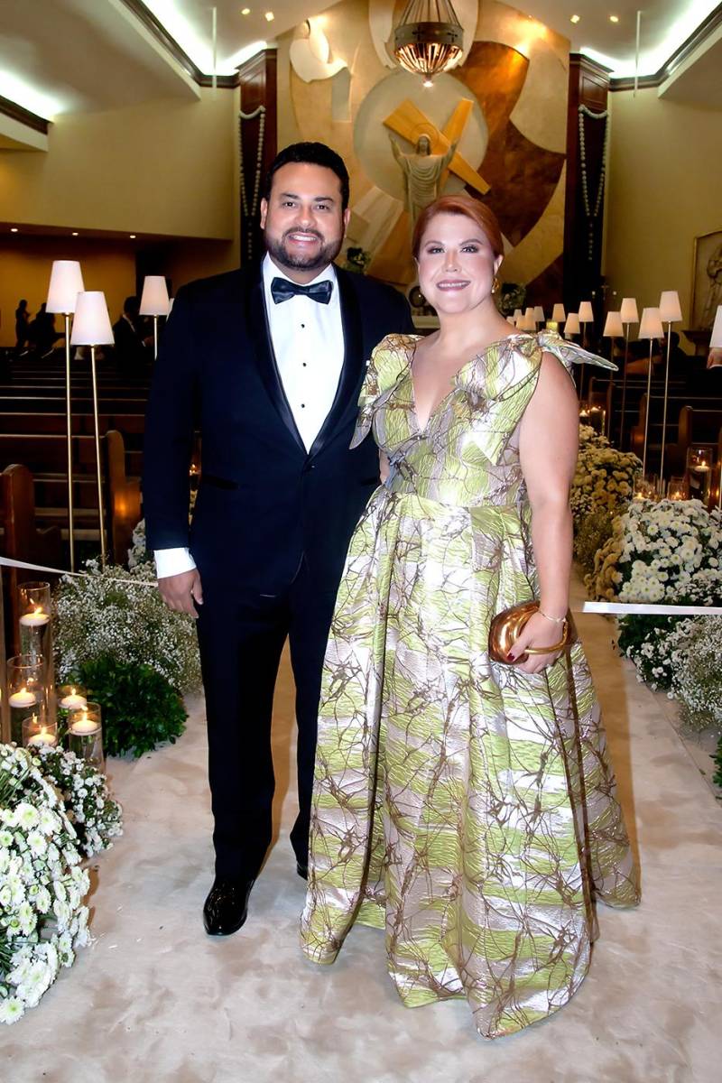 La boda de Orlando Merino y Michelle Valladares