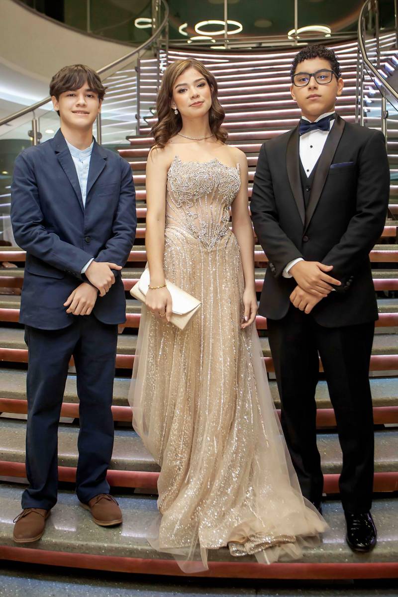 Milton Amaya, Sofía López y David Agurcía. 