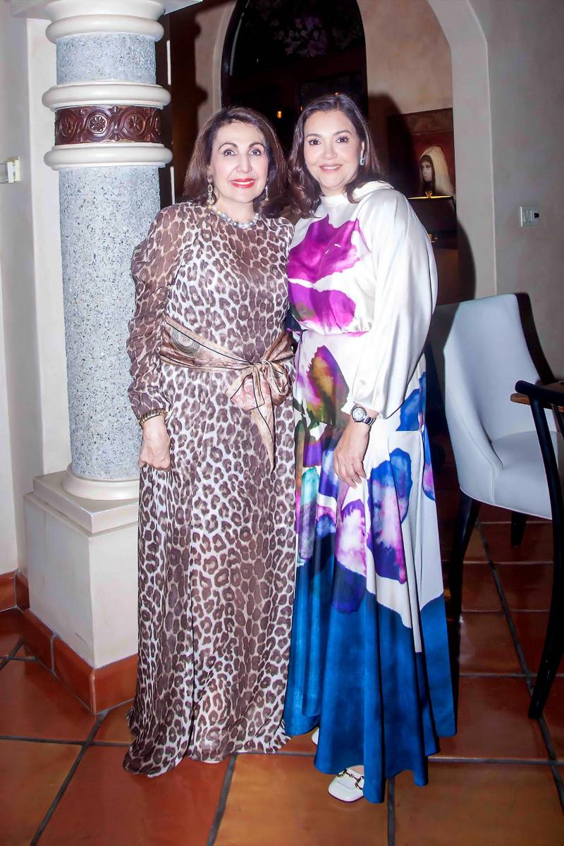 Carolina Canahuati y Ana Andonie. 