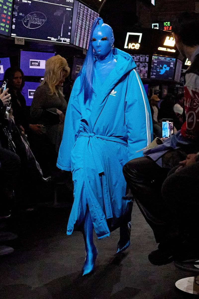 Balenciaga presenta desfile crucero 2023