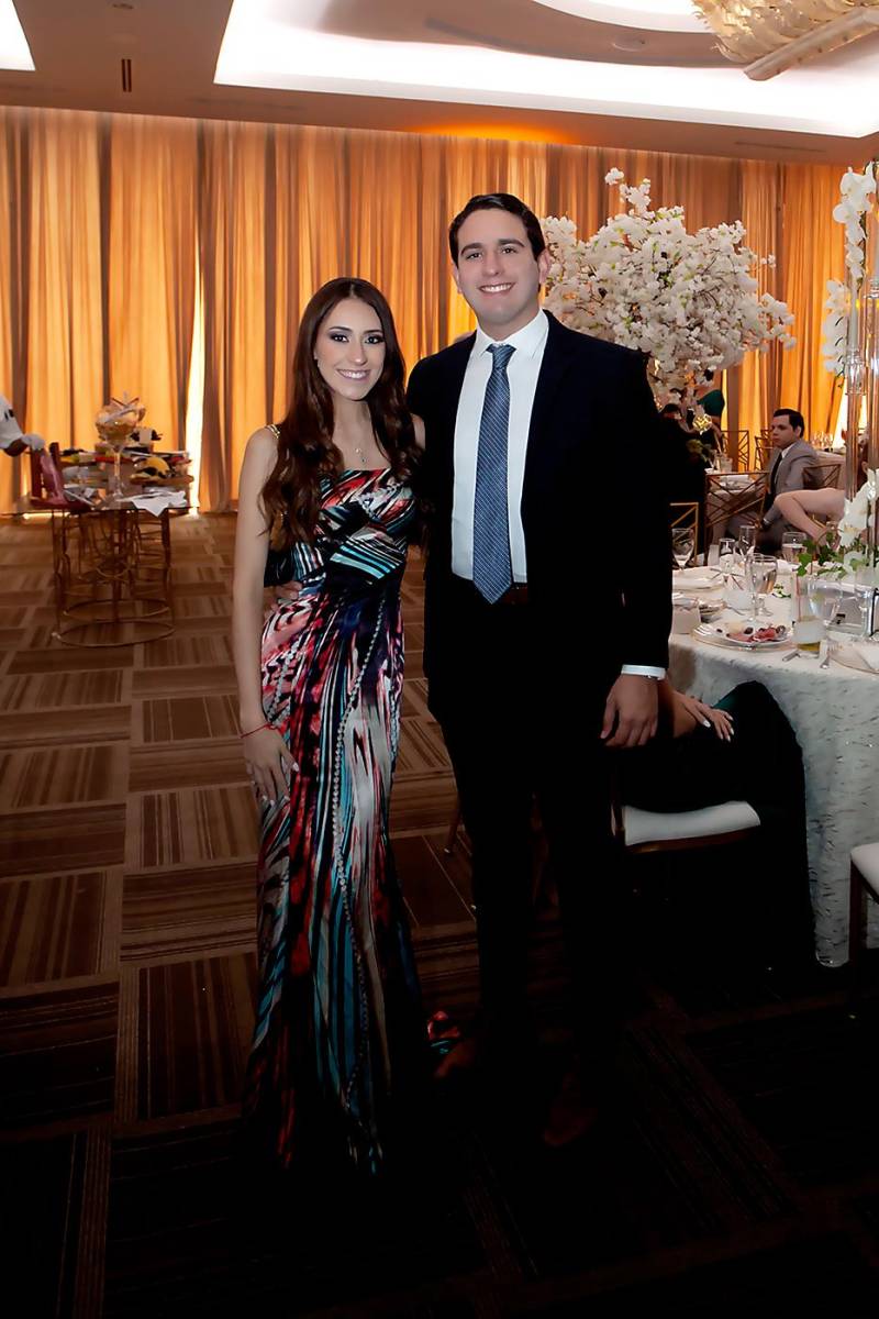 Sophia Urcuyo y Luis Contreras