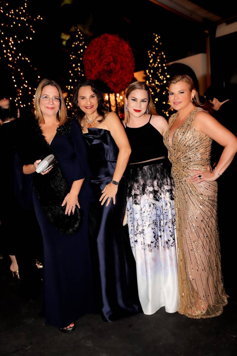 Lorena Midence, Aracely y Alexia Molina y Aline Flores