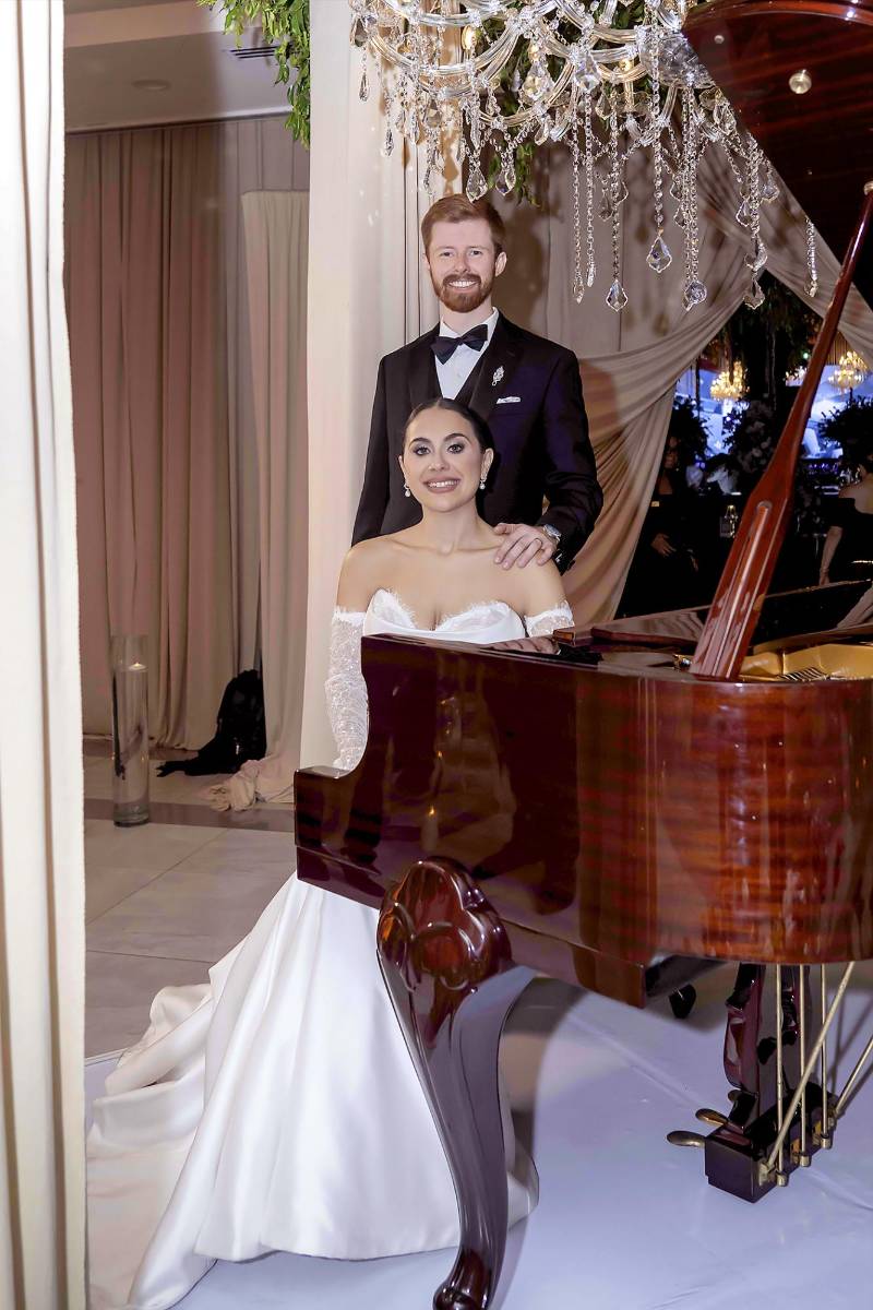 Los nuevos esposos Walter y Andrea Smith.