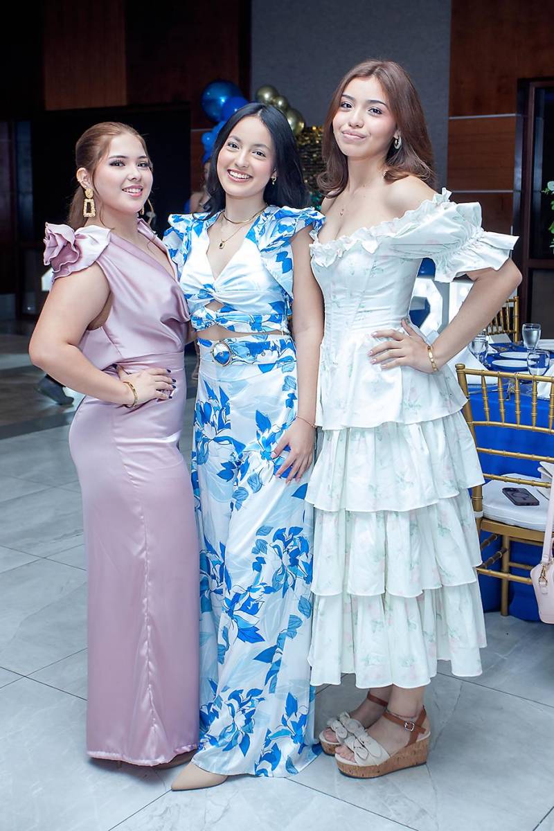 Grace Ávila, María Fernanda Rápalo y Génesis Irúla