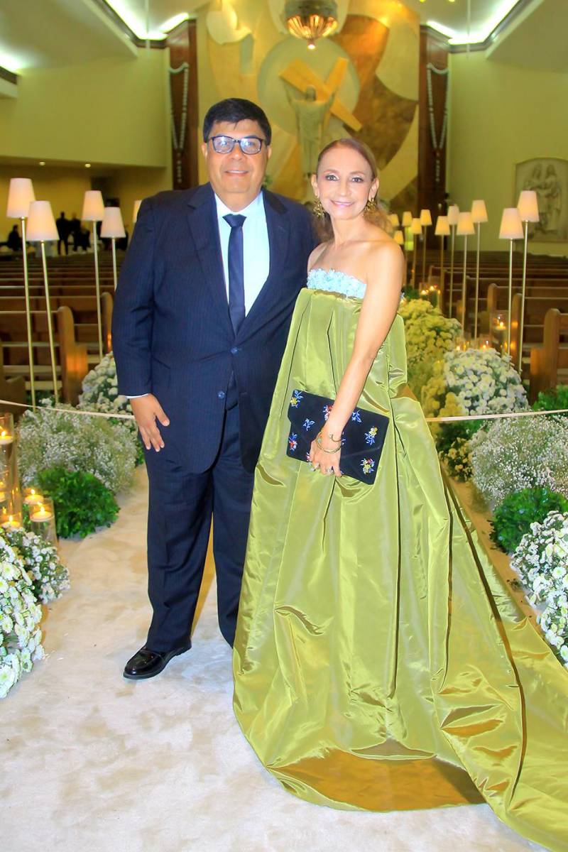 La boda de Orlando Merino y Michelle Valladares