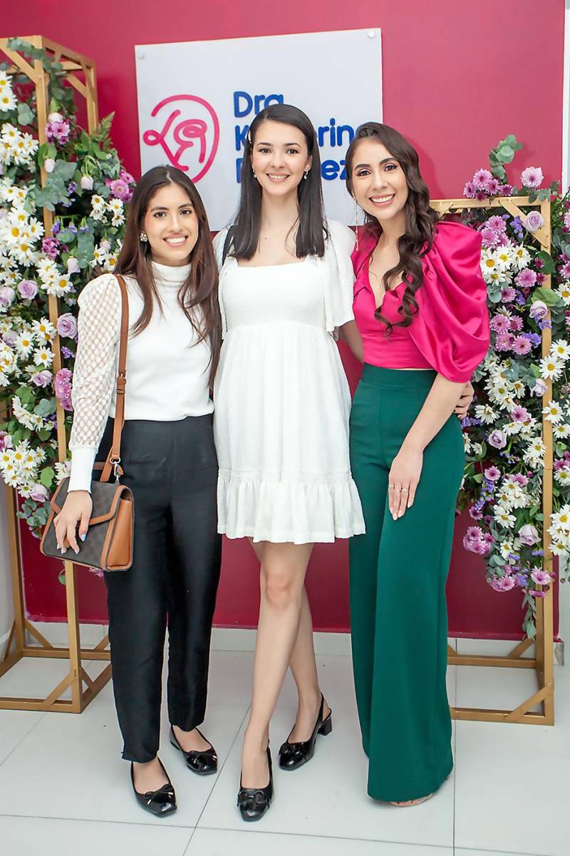 Génesis Chavarría, Jenifer Valle y Katherine Ramírez.