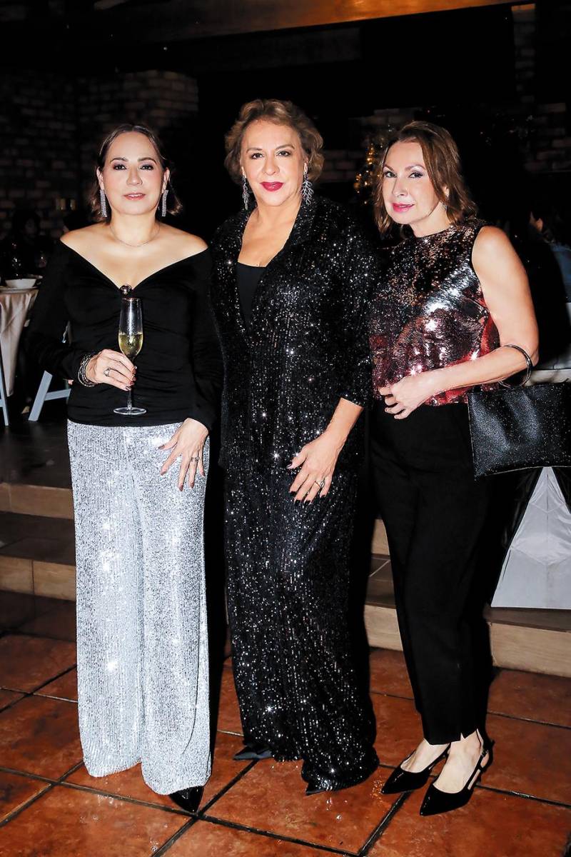Flor Bustillo, Diana Caraccioli y Miriam Hasbún