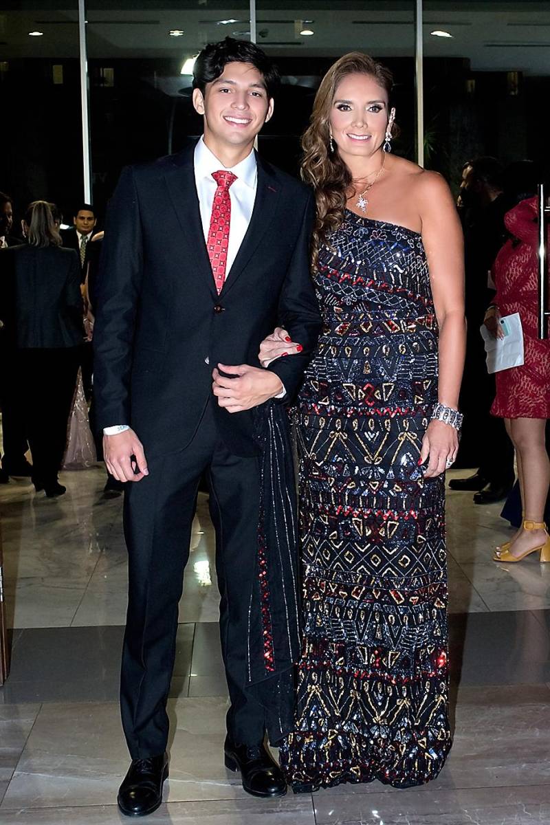 Miguel Ángel López y Jimena Alcerro.