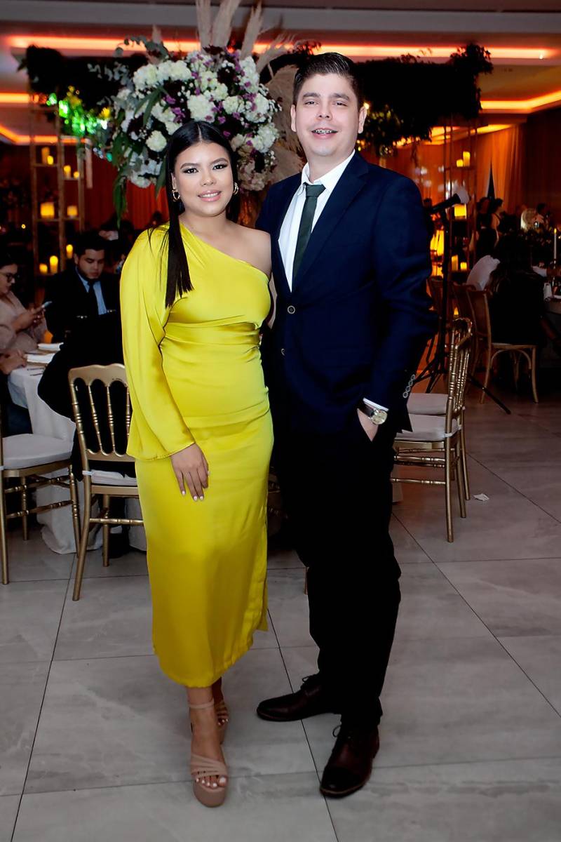 Issis Carrillo y Michael Ponce.