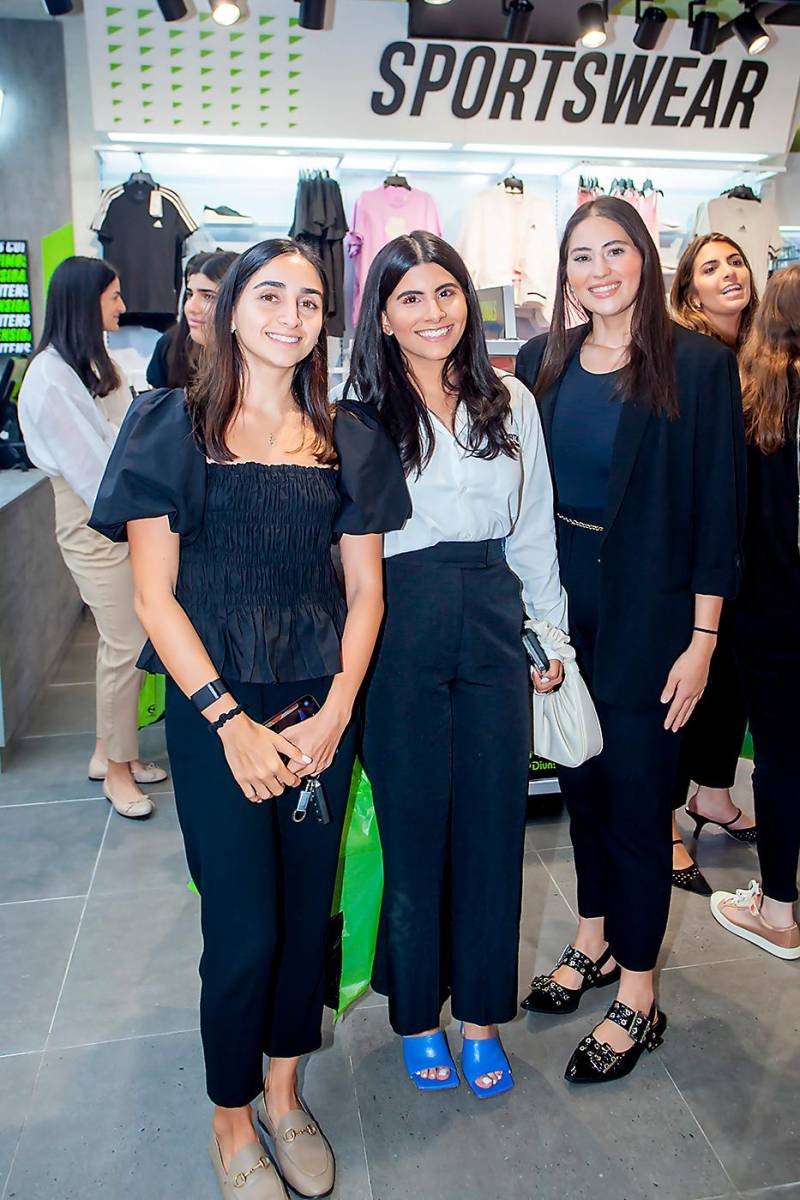 Renee Rosenthal, Viviana Faraj y Juliana Larach.