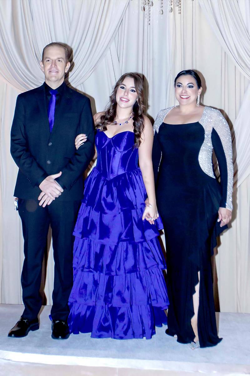 Desfile padres e hijos de la prom 2026 de Happy Days &amp; Freedom Institute