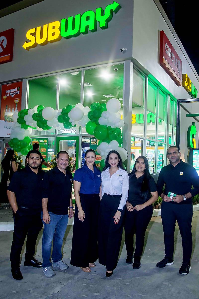 Inauguración de Subway en Plaza Santa Mónica, San Pedro Sula