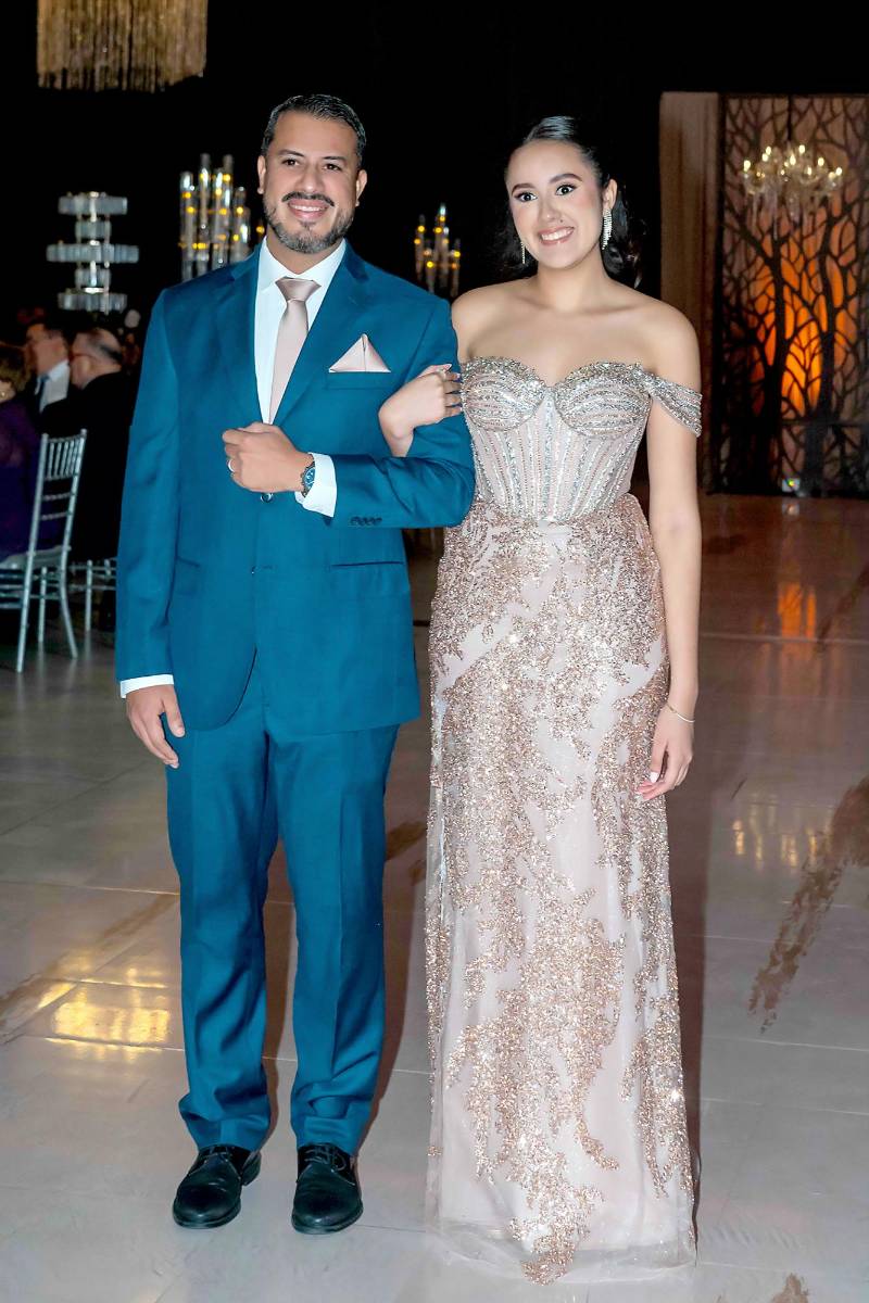 Desfile padres e hijos de la prom 2026 de la Escuela Santa María del Valle