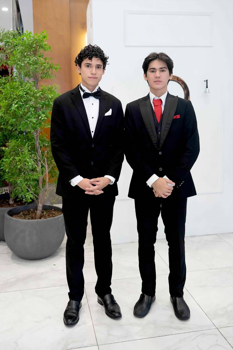 Sebastián Girón y Anthony Carvajal. 