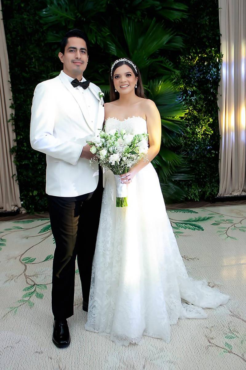 La boda de Carlos Valladares y Michelle Romero
