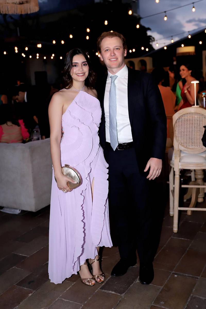 Mariana Alfaro y Finley Flemington