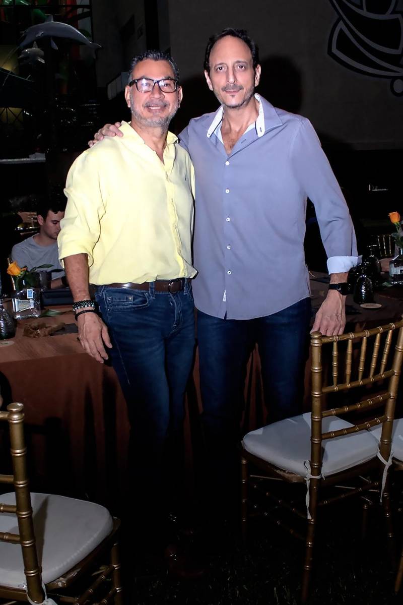 Esteban Suazo y Juan Canahuati.