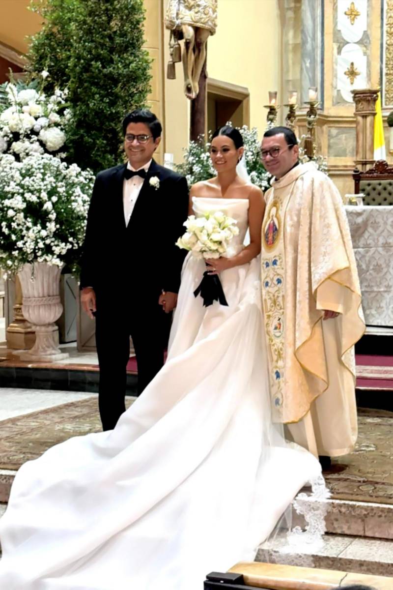 Fiesta nupcial de Allison Rivera y José Armando Erazo