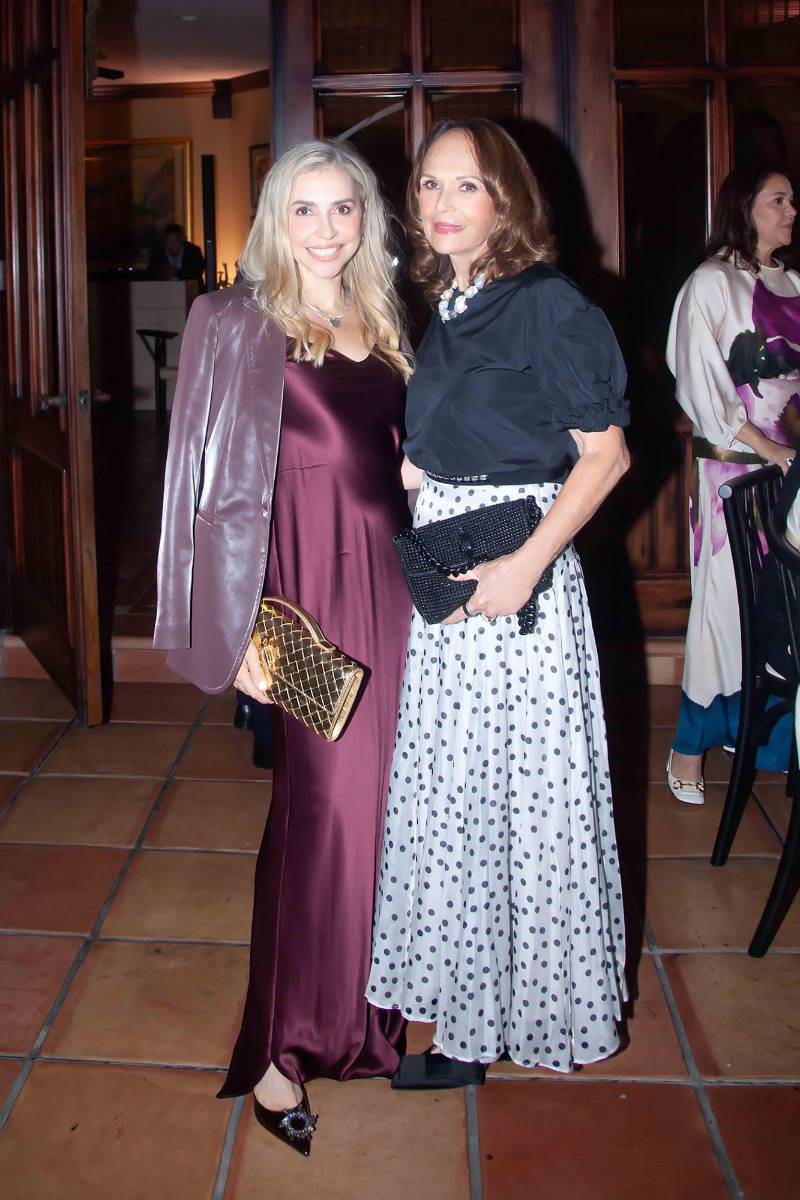 Vanessa Bizzarri y Juana Pellman.