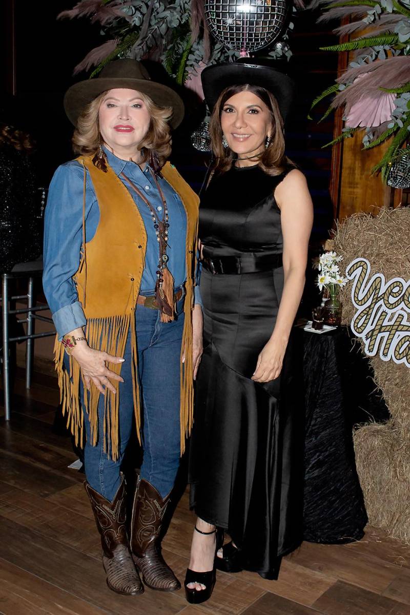 Maritza Lara y Sandra Faraj.
