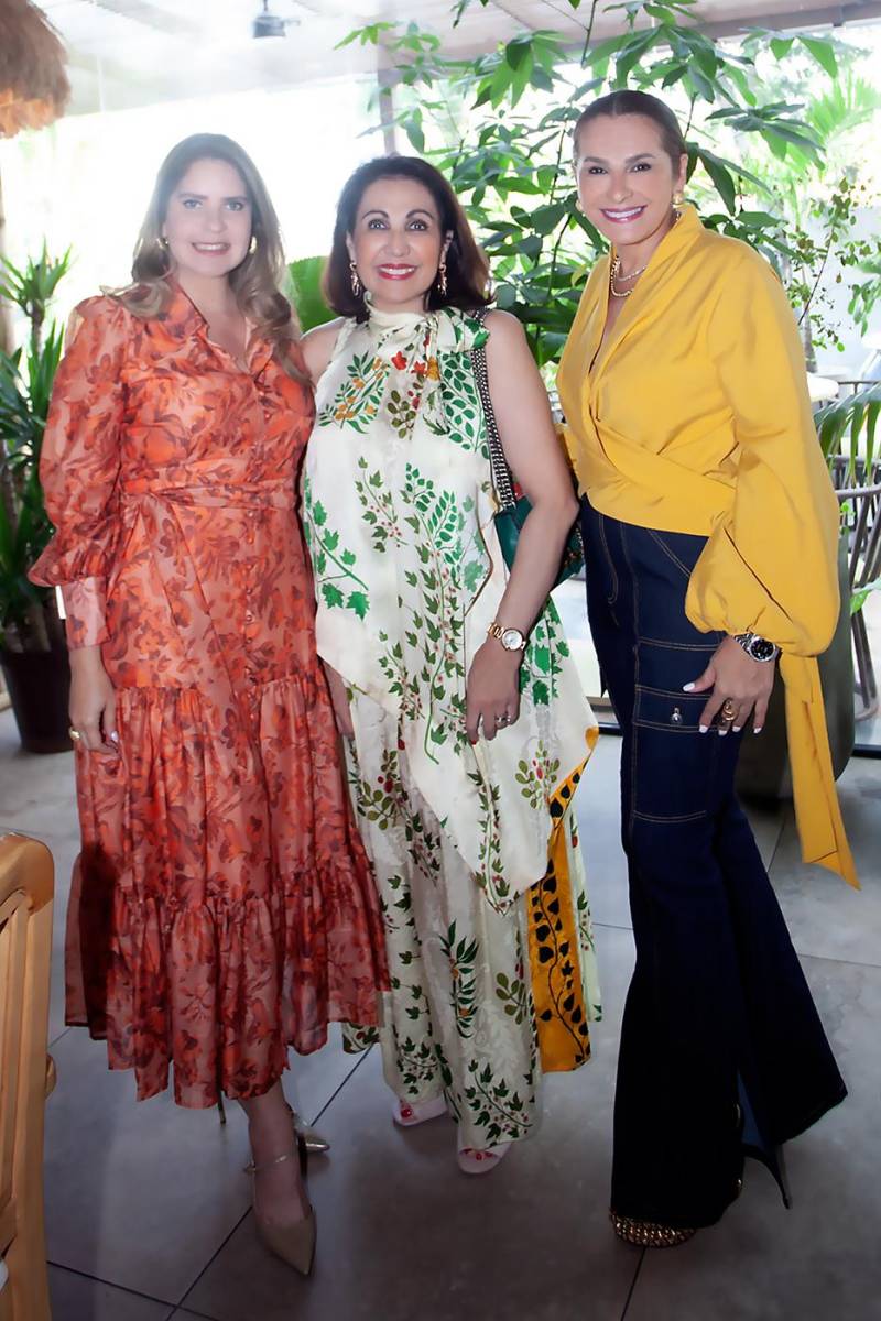 Marisol Salgado, Carolina Canahuati y Ligia Hall.
