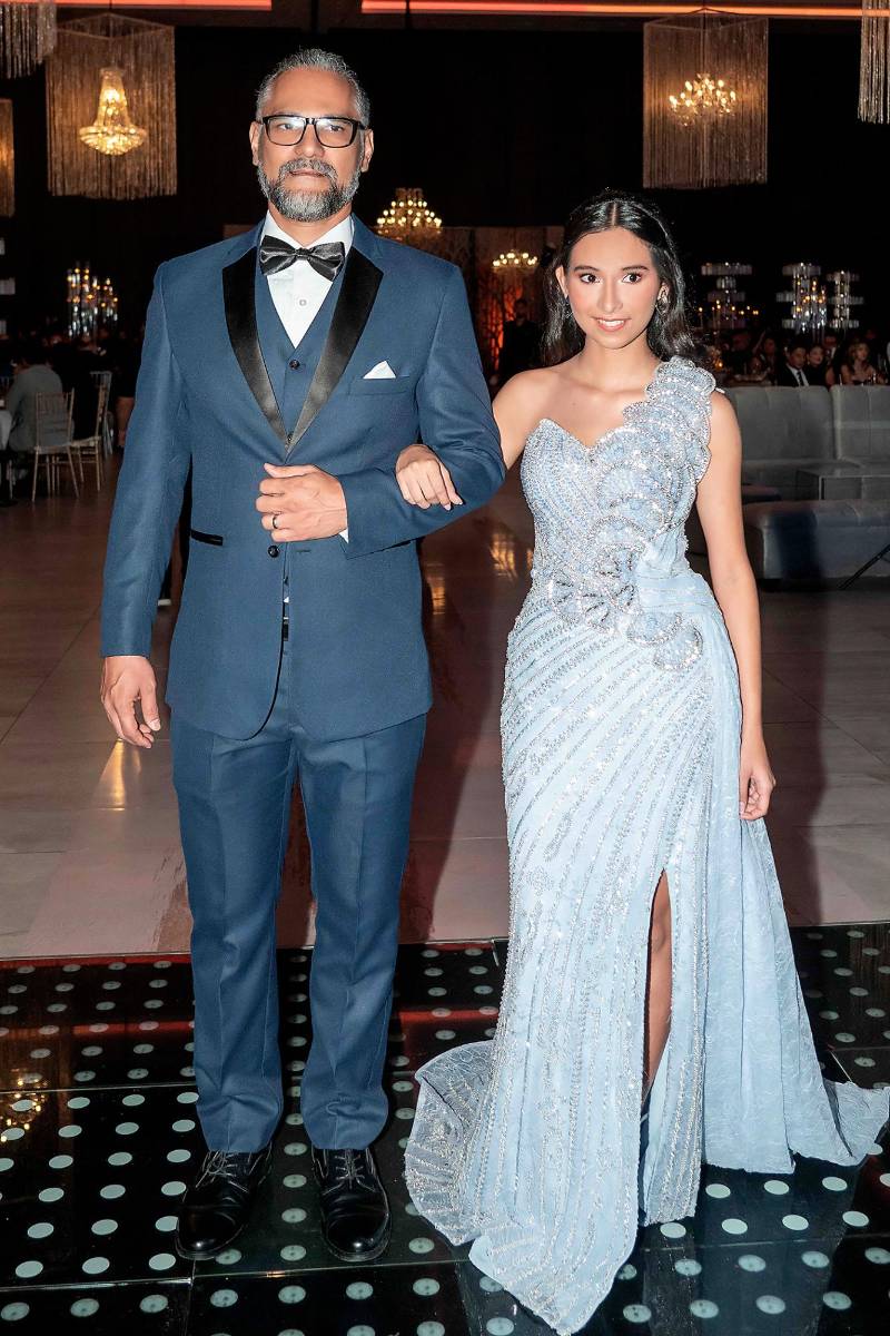 Desfile padres e hijos de la prom 2026 de la Escuela Santa María del Valle