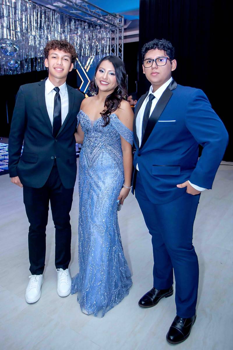 Joel Antúnez, Daniela Sabillón y Daniel Tabora. 