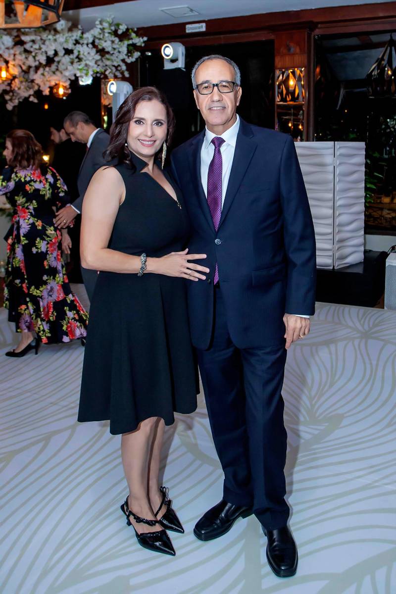 Fany Bendeck y Elías Segebre.