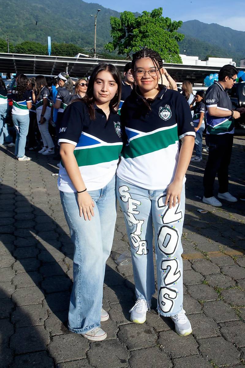 Lauren Flores y Laura Matthews.