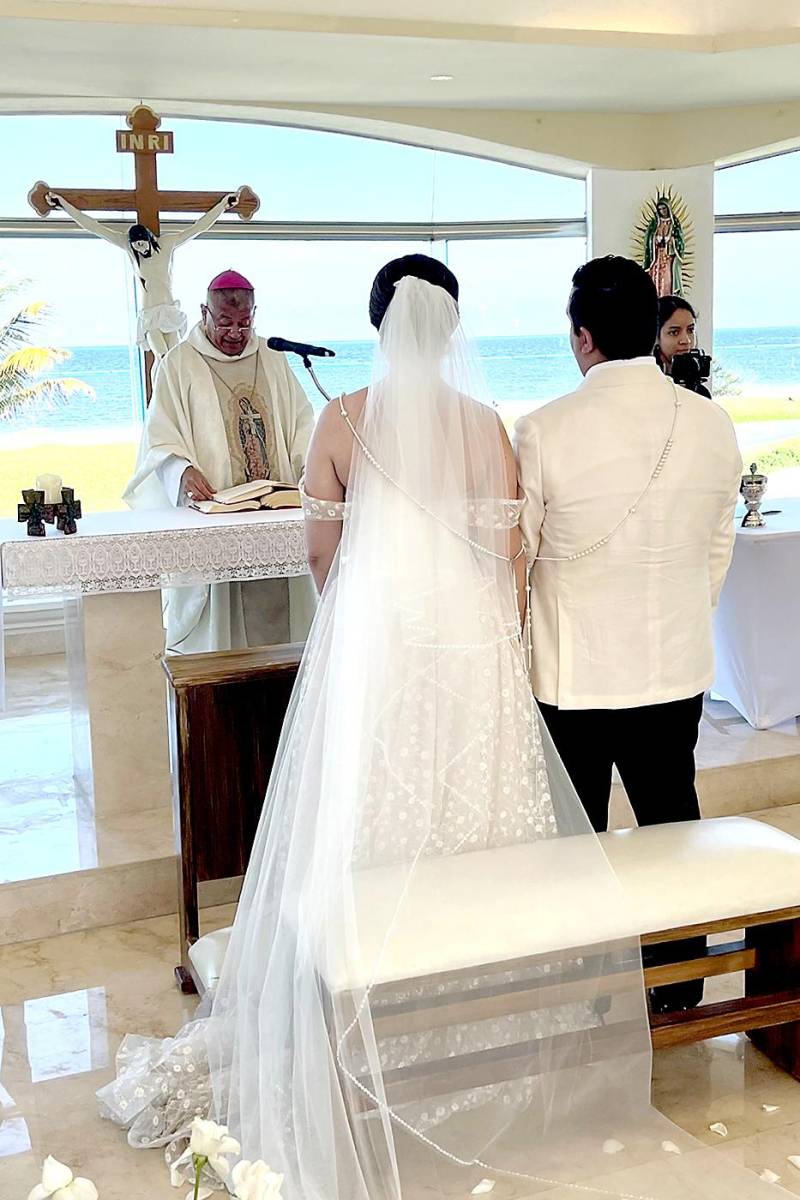 Así fue la boda Erick Juárez y Daniela Amador en Cancún