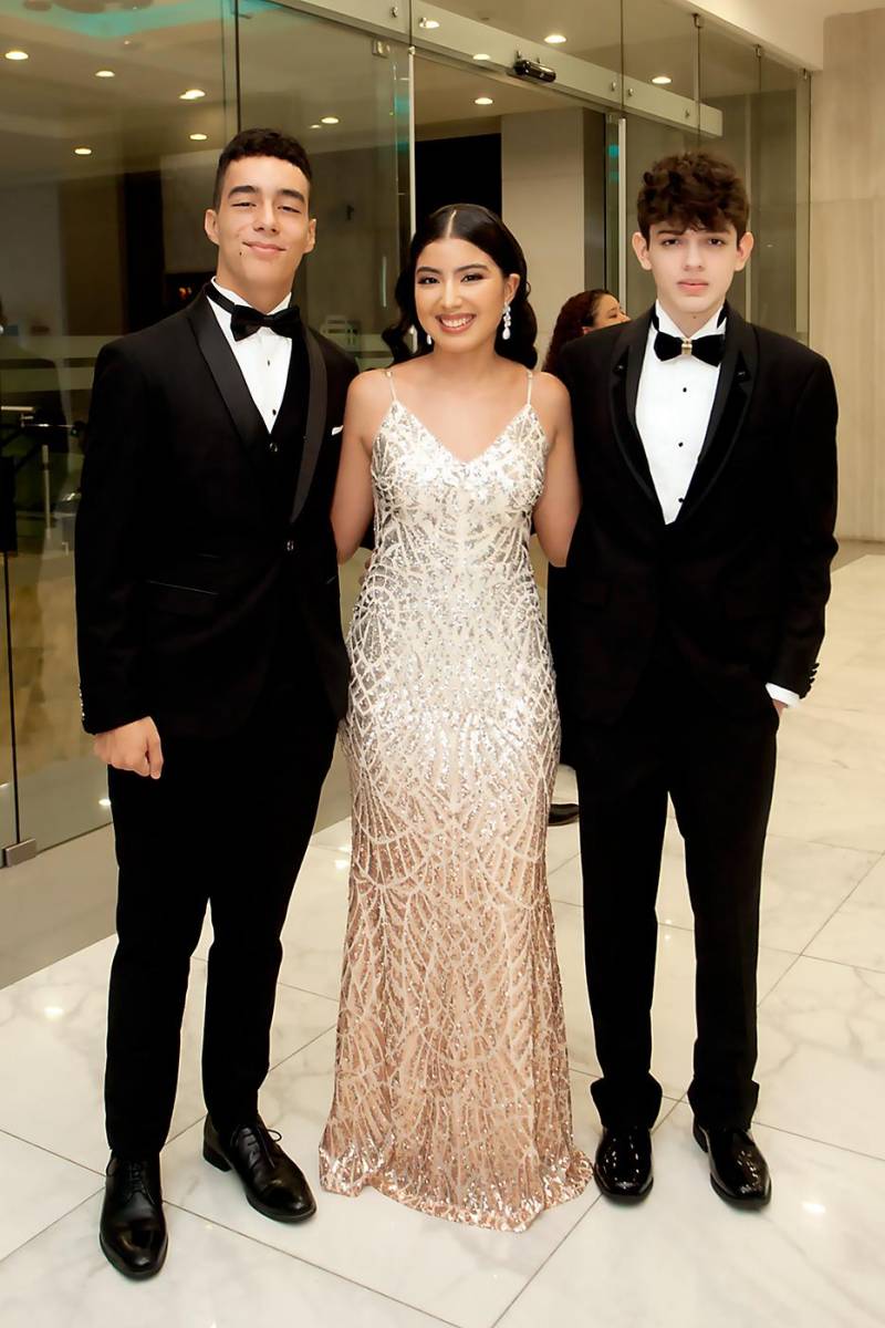 Diego Robles, Sofía Guzman y Raúl Alvarado