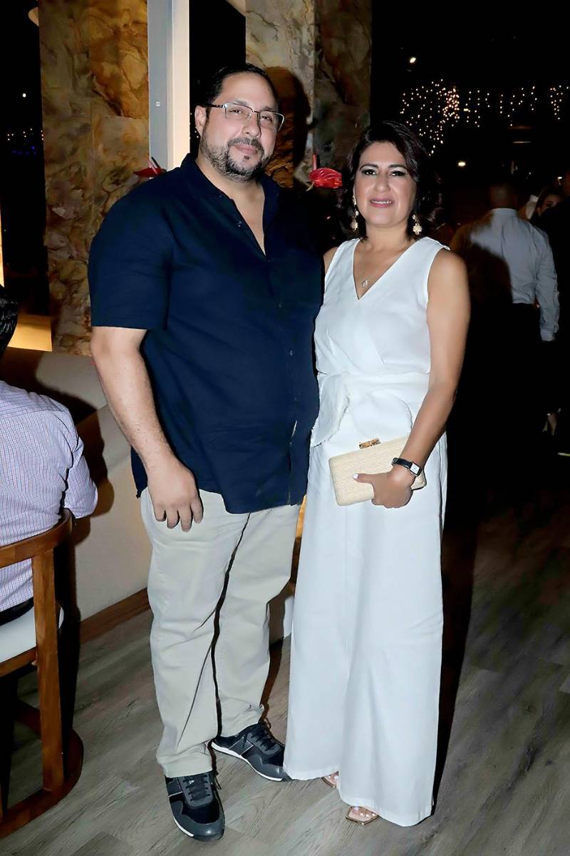 Erick Bendeck y Tati Mahchi.